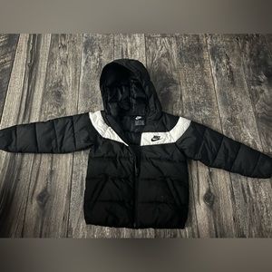 Nike Lightweight boys puffer